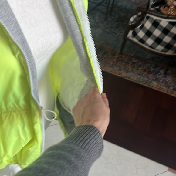 BCBG Neon Yellow Windbreaker. Size small. - Picture 2 of 4